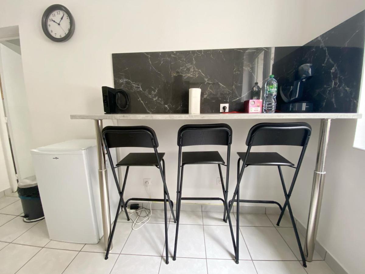 Apartamento 023 Chic & Cosy F1 23M2 Hypercentre Wifi Smart Tv Netflix Saint-Etienne  Exterior foto